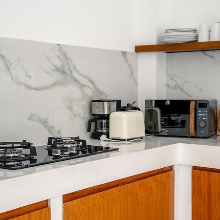 Villa Primarosa - Charming 3Br Villa With Rooftop Munggu Esterno foto