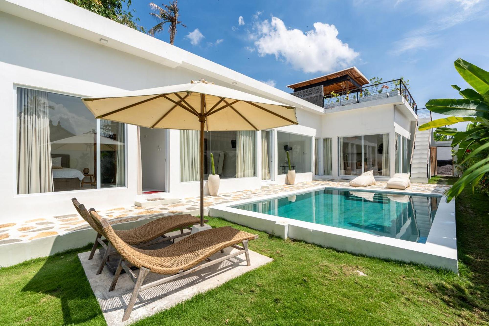 Villa Primarosa - Charming 3Br Villa With Rooftop Munggu Esterno foto